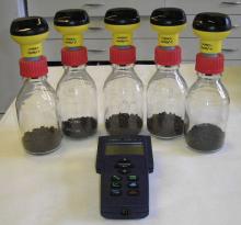 Zárt palackos talajlégzés mérésére szolgáló rendszer